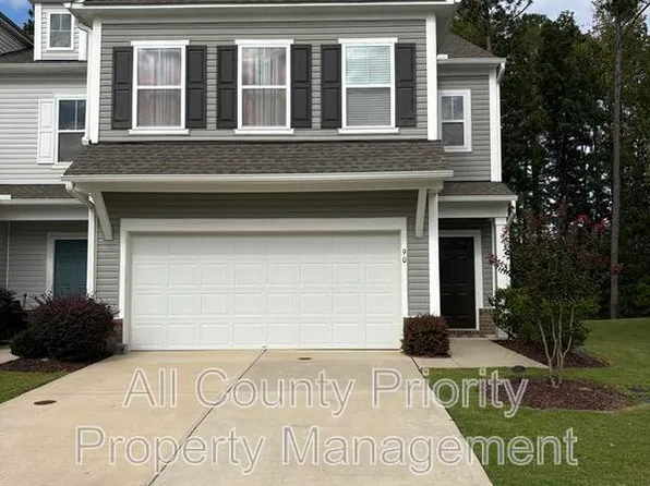 90 Willow Green Dr, Clayton, NC 27527