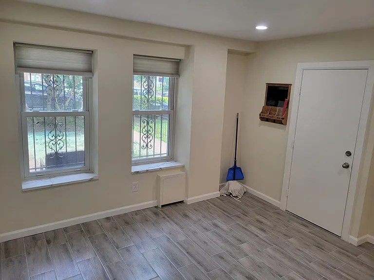 2622 Sherman Ave NW #B — Photo 4