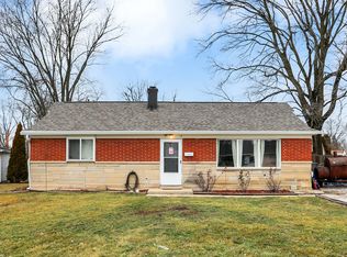 13 Sayre Dr, Greenwood, IN 46143