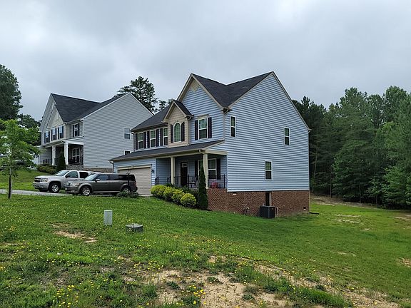 2nd image of 441 Queen Emily Pl