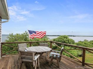 2 Jay Rd, Ipswich, MA 01938