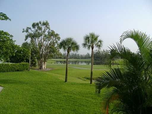 Lake & Golf View