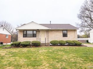 108 S Embassy Dr, Fairview Heights, IL 62208