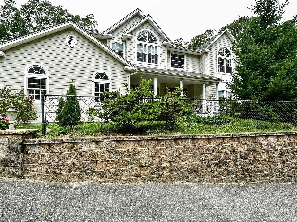 1st image of 59 Ketewomoke Drive