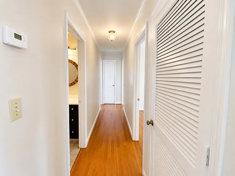 303 Rutherford Ave NW — Photo 10
