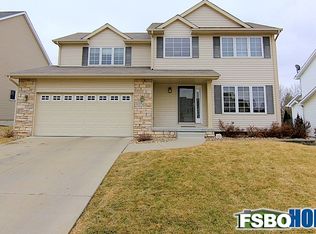753 79th Pl, West Des Moines, IA 50266