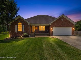 4205 Wine Cellar Ct, Louisville, KY 40272