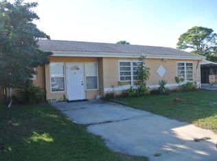 2850 11th St, Englewood, FL 34224
