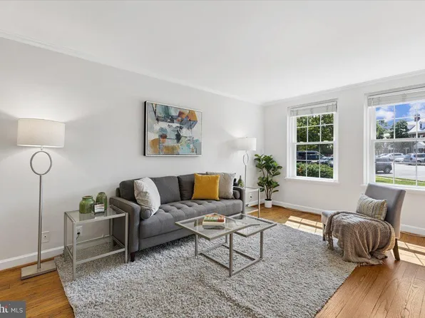3373 S Stafford St APT A2, Arlington, VA 22206