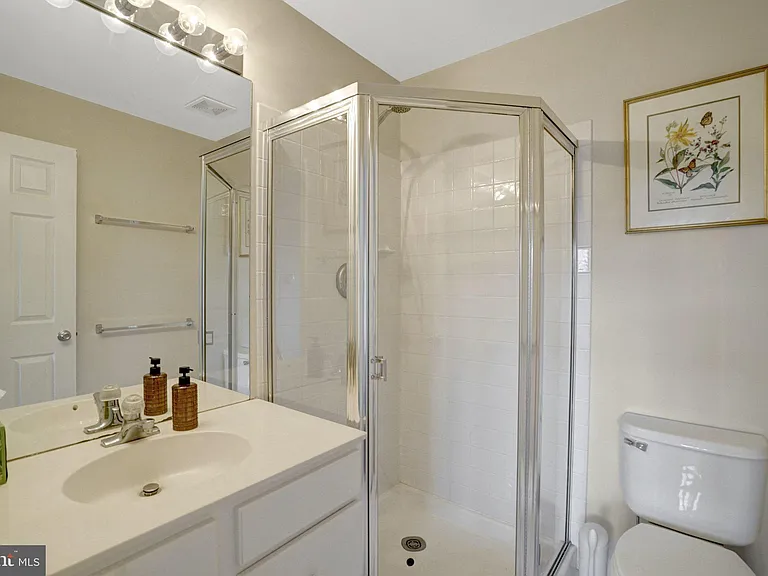 5945 Terrapin Pl #304 — Photo 28