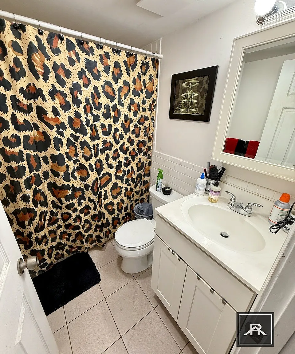2 bed, 1.0 bath, 735 sqft, $2,900 — Photo 4