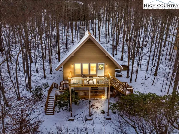 105 Sugar Maple Lane, Beech Mountain, NC 28604