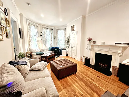 379 Commonwealth Ave #6 Photo 1
