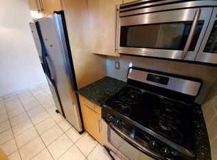 666 39th St #2/10, Brooklyn, NY 11232