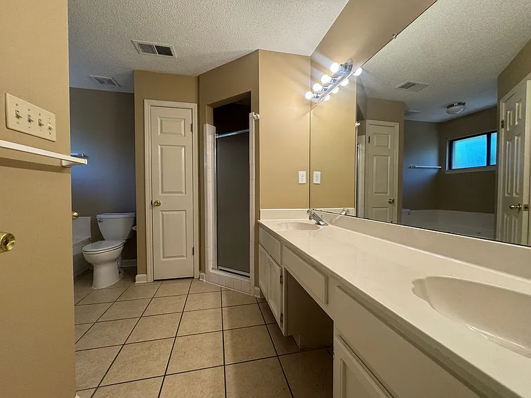 7822 Guthrie Ln — Photo 20