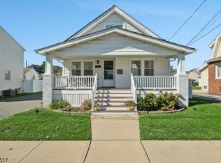 109 Washington Pl, Totowa, NJ 07512