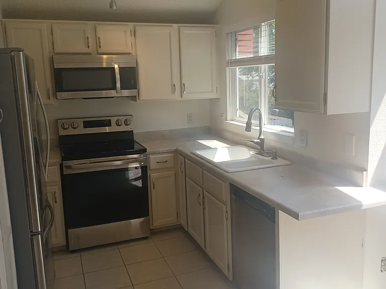 12690 Patton St — Photo 6