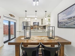 11865 SW 13th Ct, Davie, FL 33325