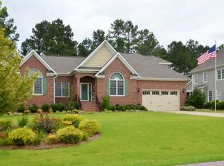 195 Rolling Pines Dr, Spring Lake, NC 28390