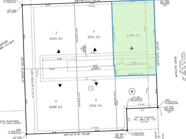 951 Wycliffe Dr, Houston, TX 77079