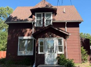 120 4th Ave SE, Mayville, ND 58257