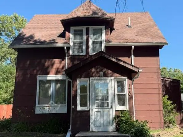 120 4th Ave SE, Mayville, ND 58257