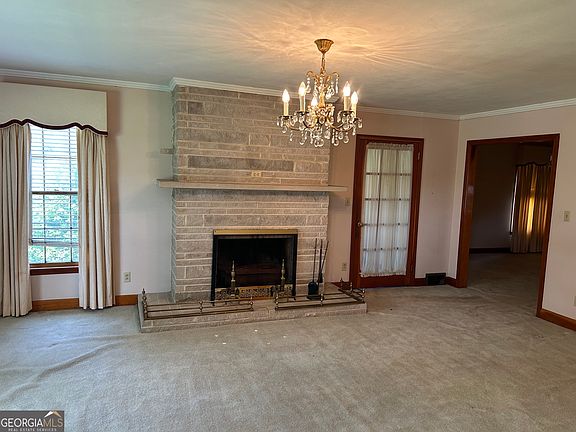 4th image of 1680 Pine Valley Rd NE