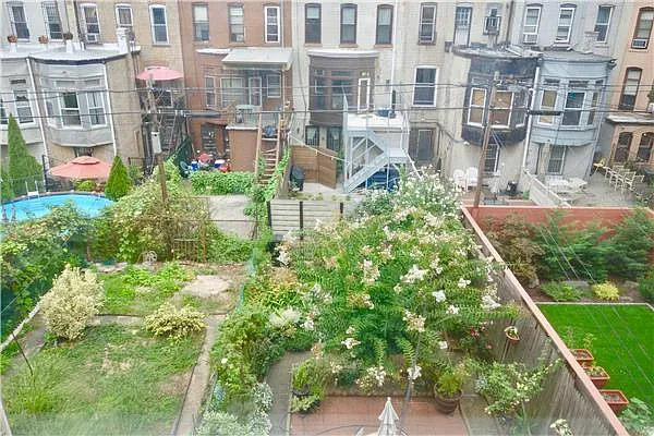 Rented by Avenue Sotheby's International Realty | media 20