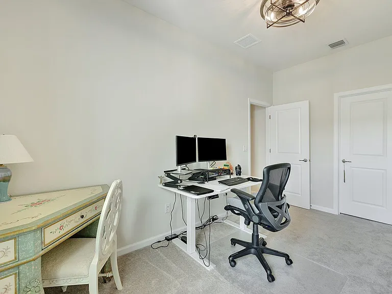 1807 SE Ocean Cove Way — Photo 27