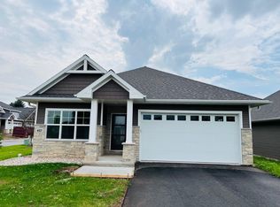 457 Papermill Cir UNIT 2, Kimberly, WI 54136