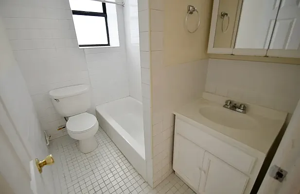 Rented by REAL New York | media 12