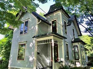 925 C St, Rockford, IL 61107