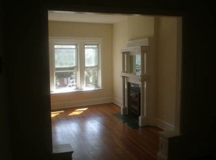 6334 N Clark St STE 1, Chicago, IL 60660