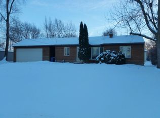 655 98th St E, Bloomington, MN 55420
