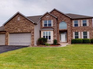 2112 Northland Ln, Yorkville, IL 60560
