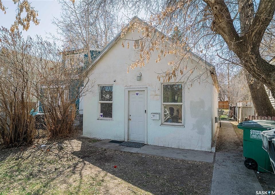 1st image of 439 R AVENUE S
