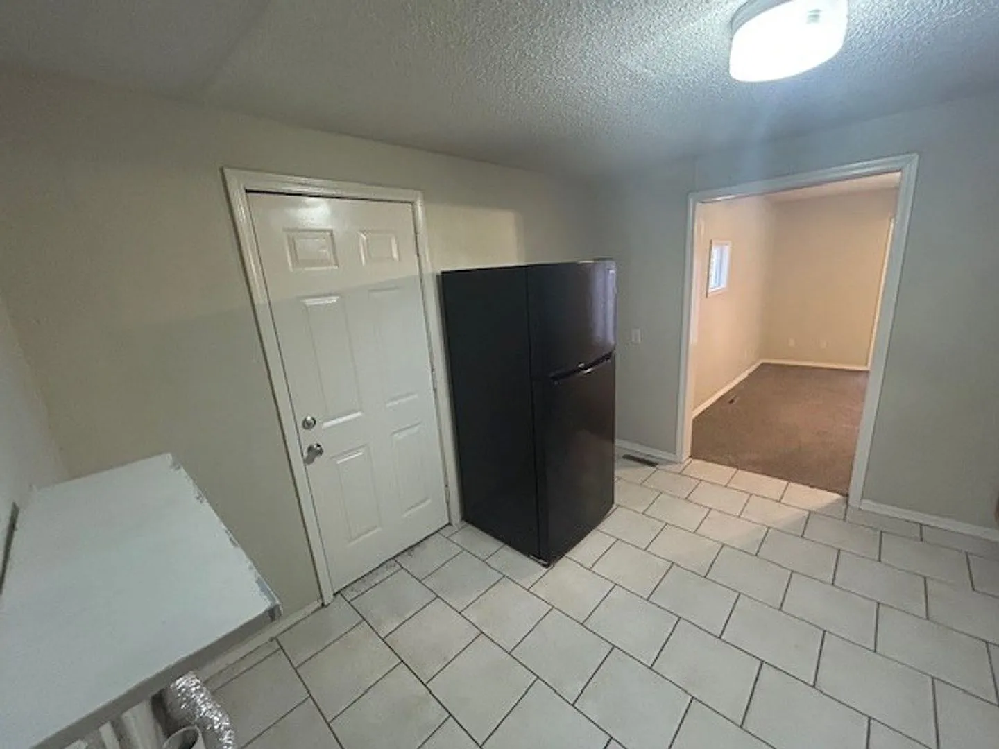 1024 S Edgemoor - 3 Bedroom, 1 Bathroom Home with 1 Car Garage - $995 — Photo 2