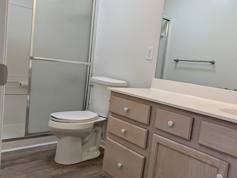 1466 Sir Charles Dr — Photo 14