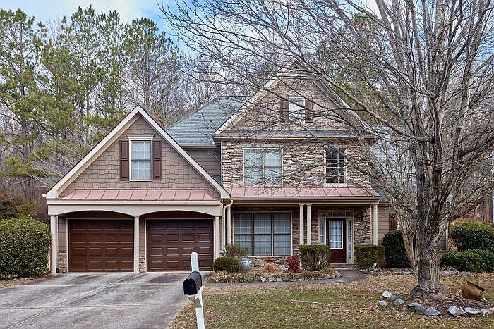 1st image of 205 Park Creek Dr