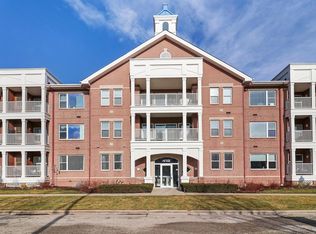 418 56th St UNIT 101, Kenosha, WI 53140