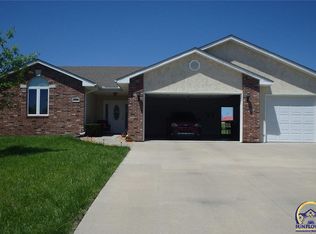 1901 Antler Rdg, Emporia, KS 66801