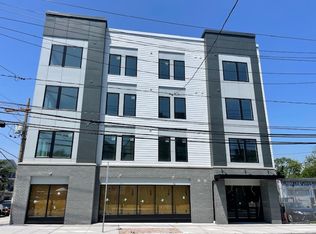 307 Bergen Ave #201, Jersey City, NJ 07305