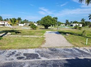 29 Dogwood Way, Fort Myers, FL 33908