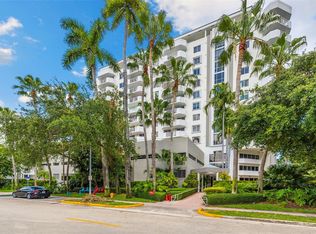 1621 Bay Rd APT 505, Miami Beach, FL 33139
