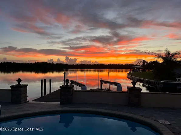 2530 Sykes Creek Dr, Merritt Island, FL 32953