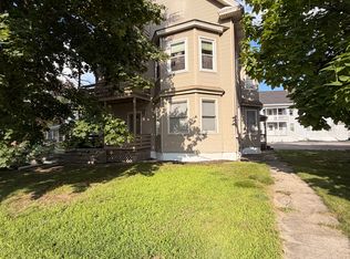 1014 Park Ave Floor 2, Woonsocket, RI 02895