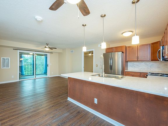 4th image of 4837 86th St APT 27