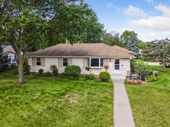 9100 Clinton Ave S, Bloomington, MN 55420