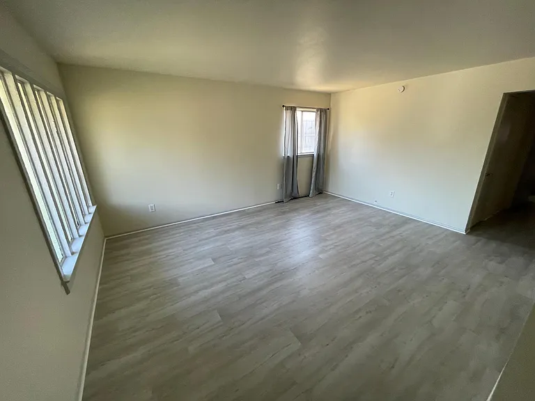 14046 Rolling Hills Ln — Photo 7