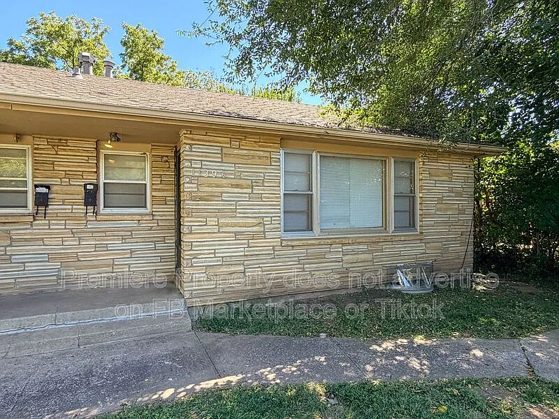 1 bed, 1.0 bath, 637 sqft, $795 — Photo 2